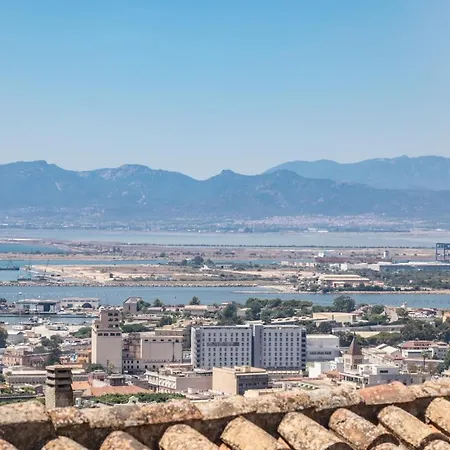 Residenza Kastrum Gasthof Cagliari